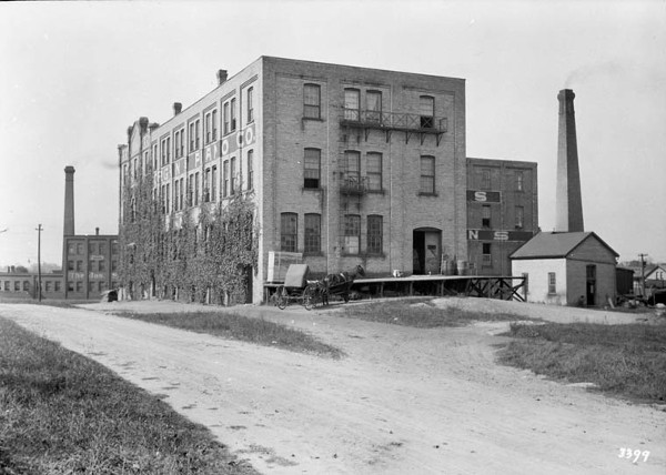 thomas_factory_1913.jpg